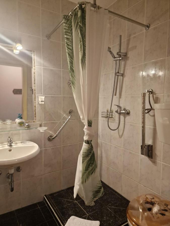Hotel Bavaria 인젤 외부 사진